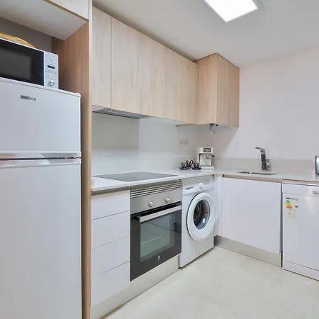 Apartment Dora *