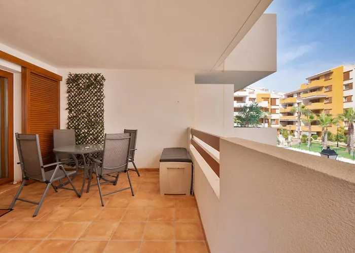 Dora * Punta Prima (Alicante)